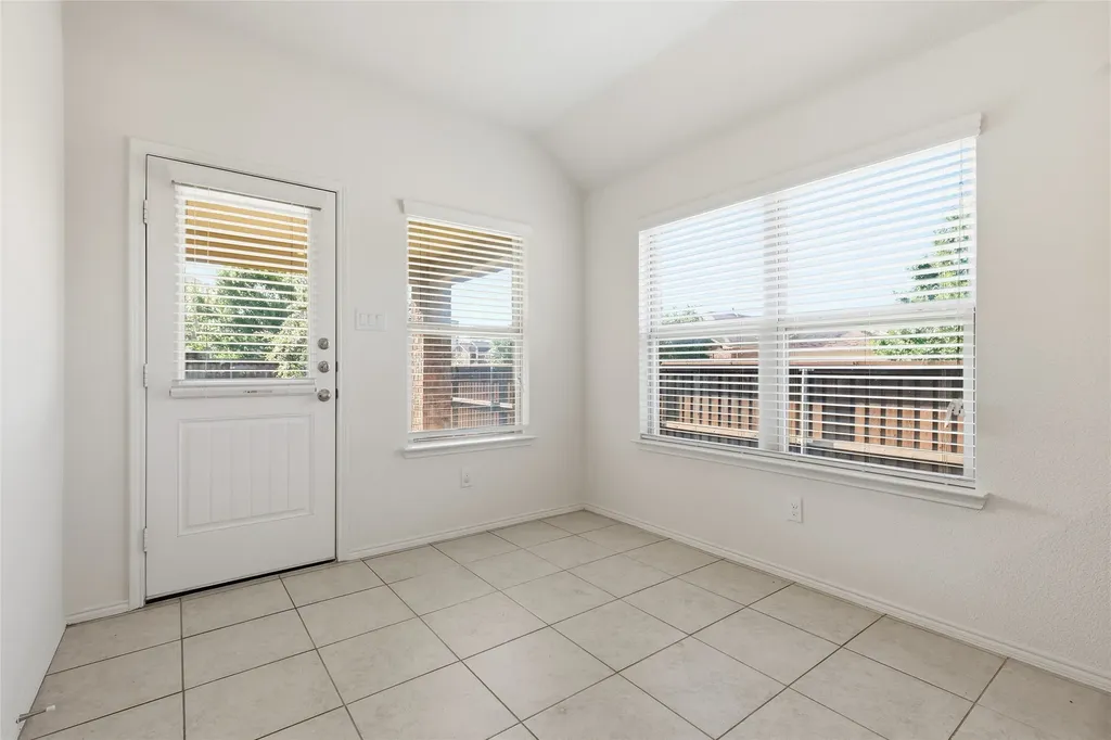 1235 Acmite Avenue Cross Roads TX 76227