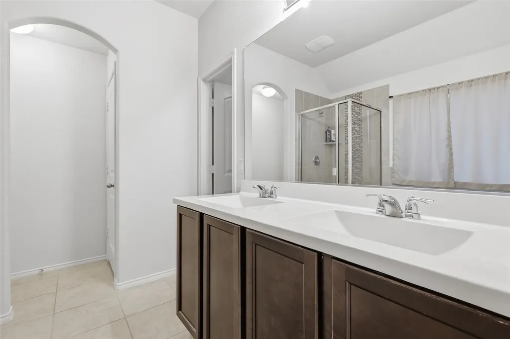 1235 Acmite Avenue Cross Roads TX 76227