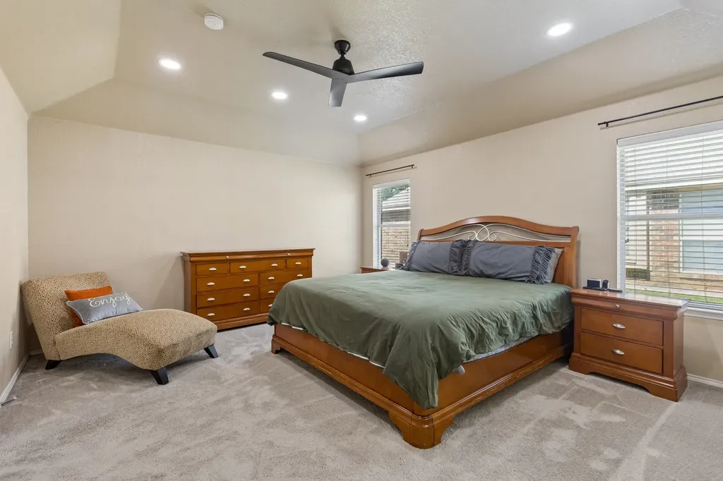 616 Steerman Court Saginaw TX 76179