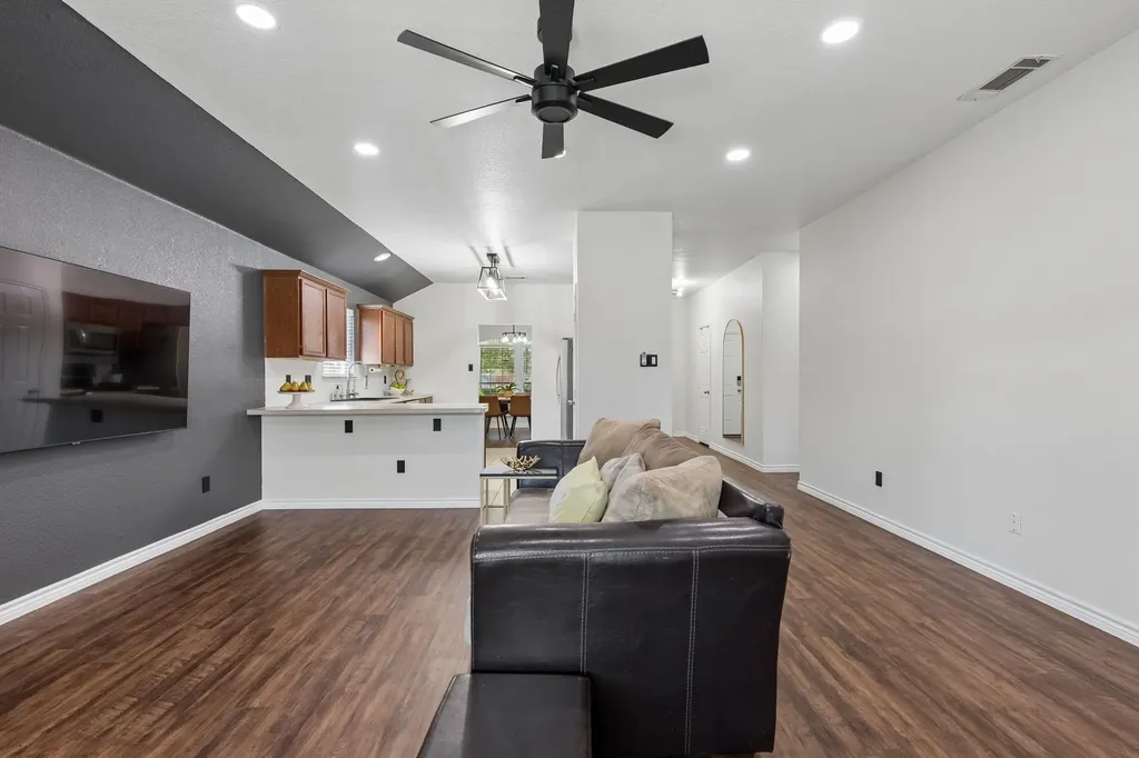 616 Steerman Court Saginaw TX 76179