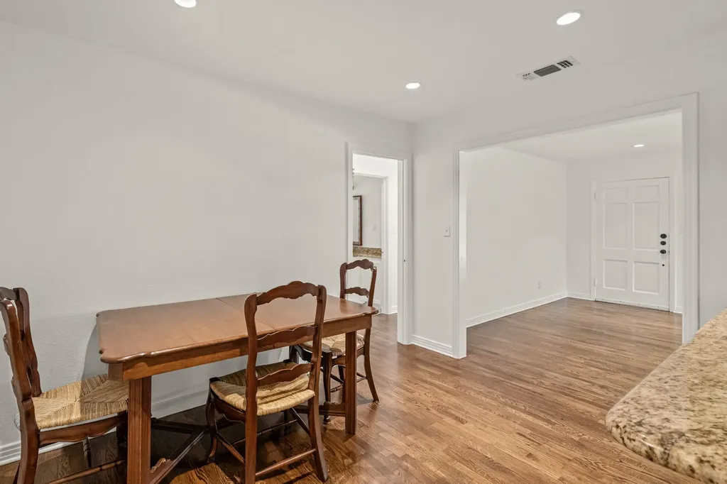 2725 Wayside Avenue Fort Worth TX 76110