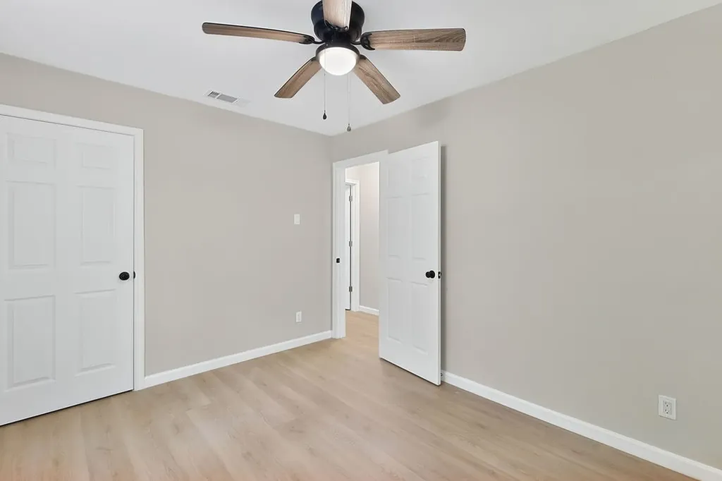 444 Bowie Lone Star TX 75668