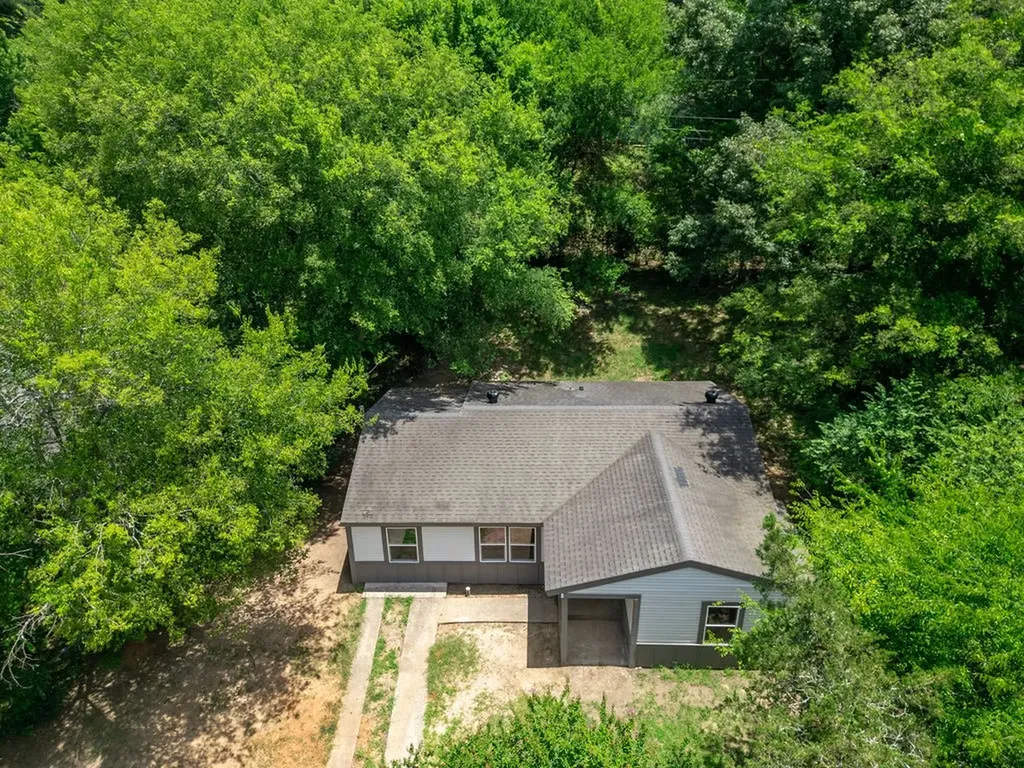 444 Bowie Lone Star TX 75668