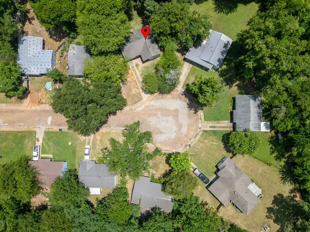 444 Bowie Lone Star TX 75668