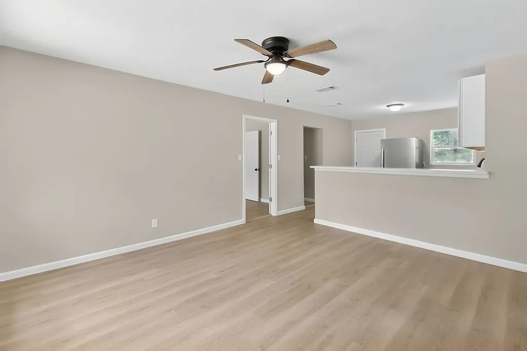 444 Bowie Lone Star TX 75668