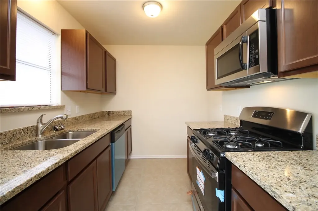 533 Ruidoso Drive Saginaw TX 76179