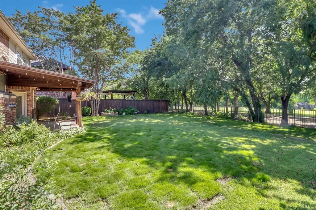 9308 Longview Drive Plano TX 75025