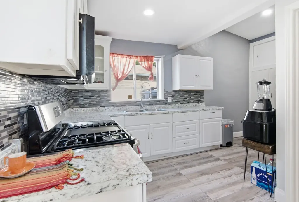8814 Clifford Street White Settlement TX 76108