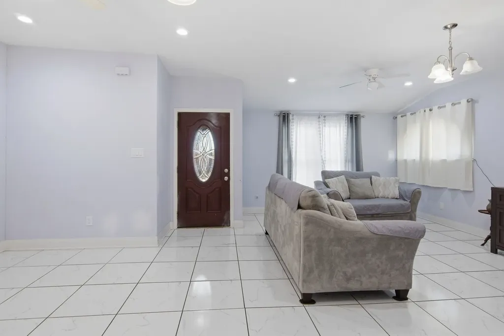 8814 Clifford Street White Settlement TX 76108