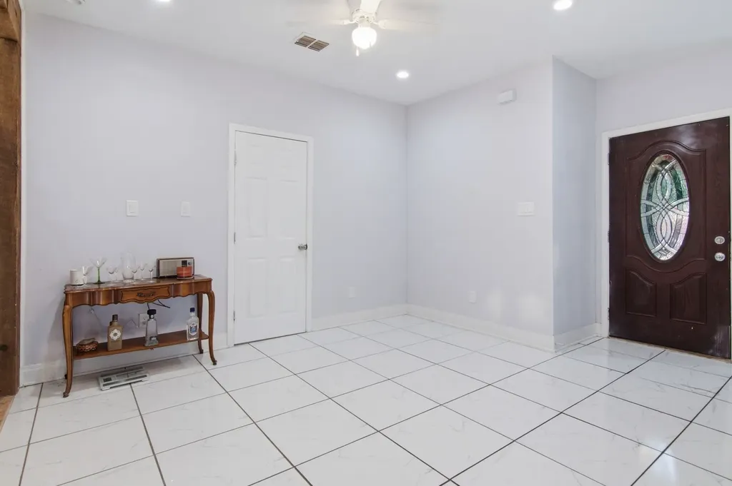 8814 Clifford Street White Settlement TX 76108