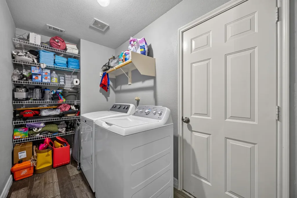 6501 Rienzi Drive Greenville TX 75402
