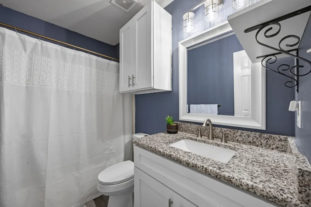 6501 Rienzi Drive Greenville TX 75402