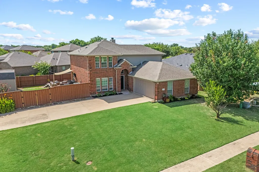 6501 Rienzi Drive Greenville TX 75402