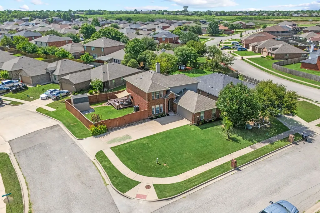6501 Rienzi Drive Greenville TX 75402