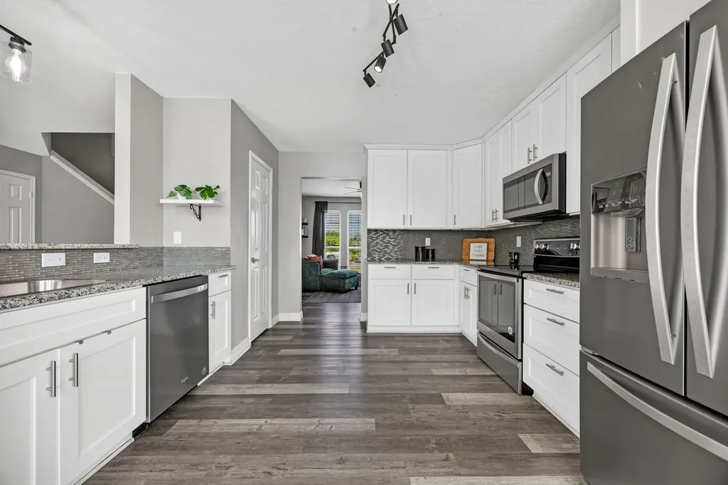 6501 Rienzi Drive Greenville TX 75402