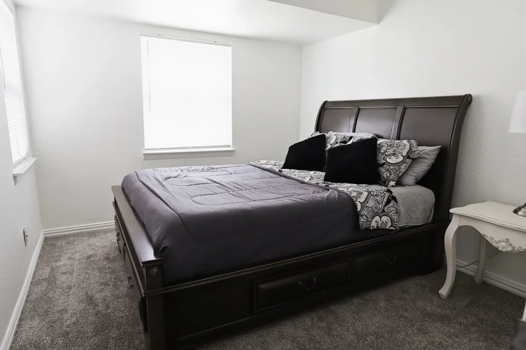 1105 Glenn Drive Euless TX 76039