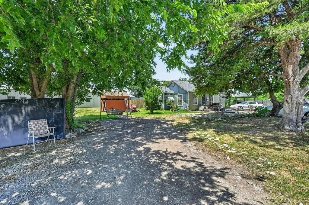 8006 Renee Drive Arlington TX 76001