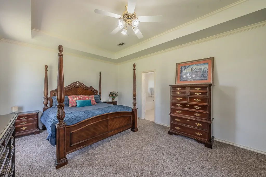 2305 Floyd Hampton Road Crowley TX 76036