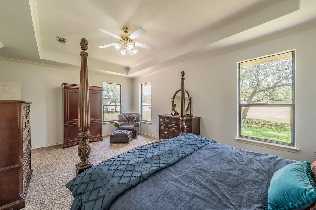 2305 Floyd Hampton Road Crowley TX 76036