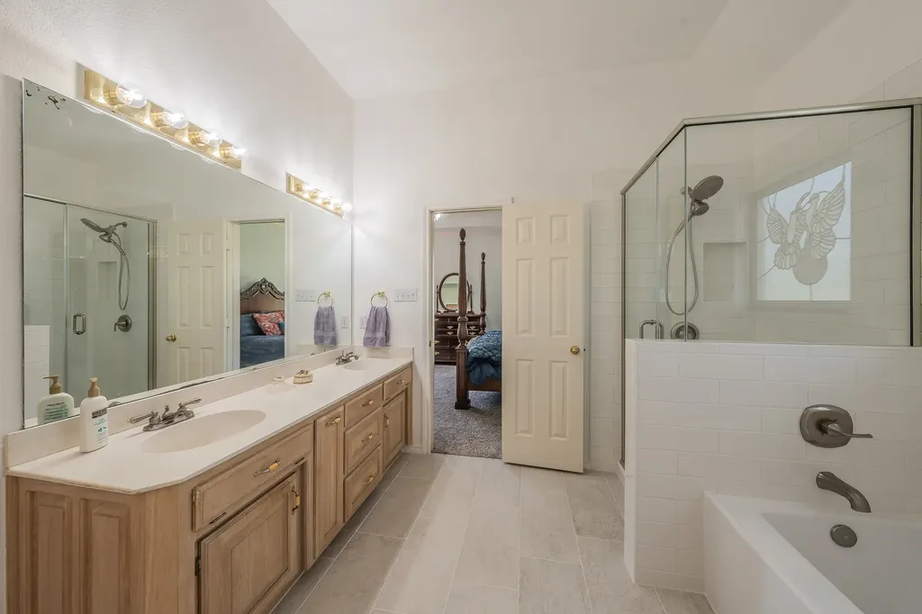 2305 Floyd Hampton Road Crowley TX 76036
