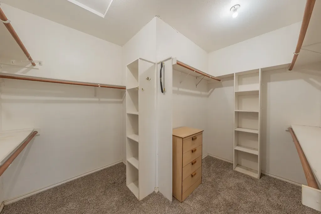 2305 Floyd Hampton Road Crowley TX 76036