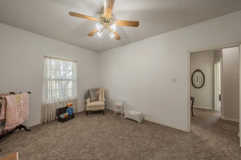 2305 Floyd Hampton Road Crowley TX 76036