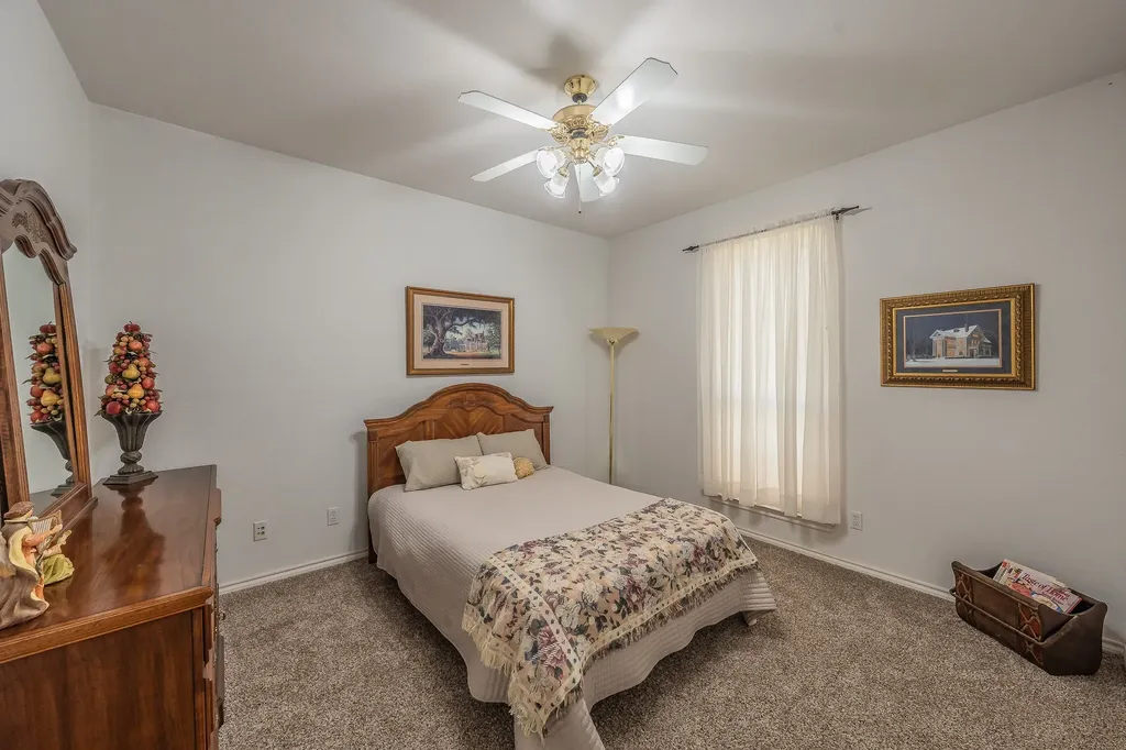 2305 Floyd Hampton Road Crowley TX 76036