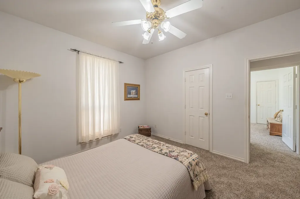 2305 Floyd Hampton Road Crowley TX 76036