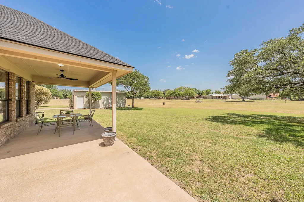 2305 Floyd Hampton Road Crowley TX 76036