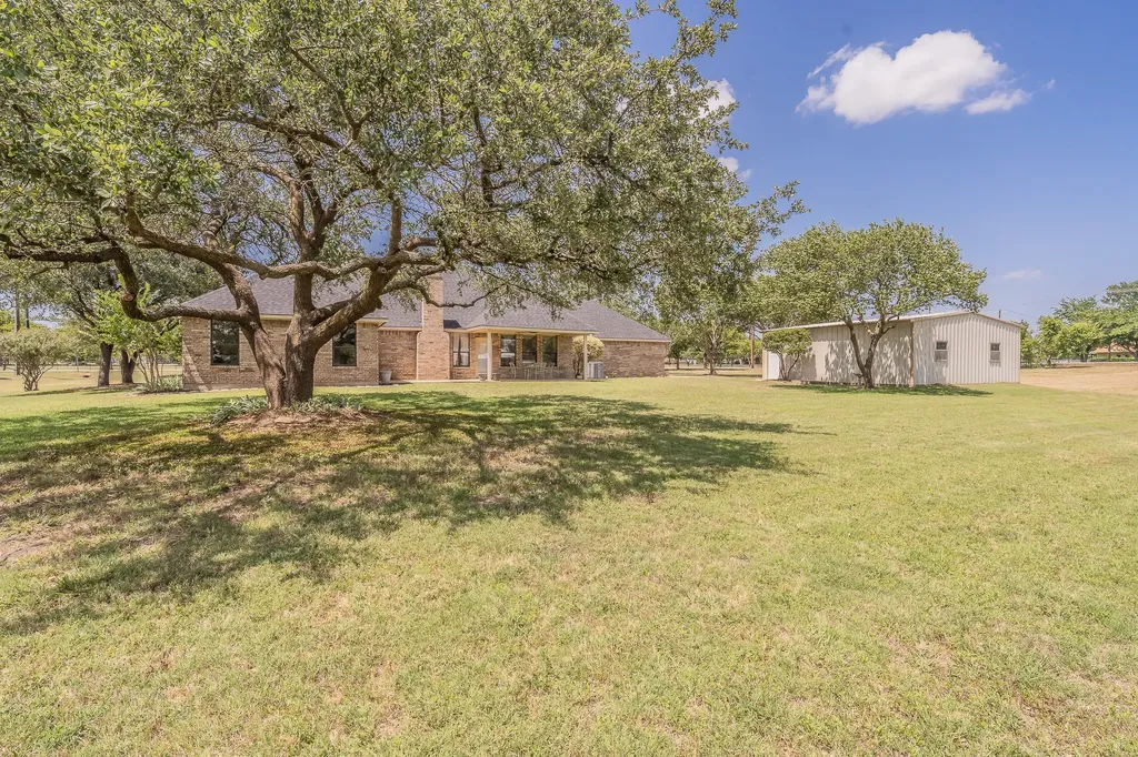 2305 Floyd Hampton Road Crowley TX 76036
