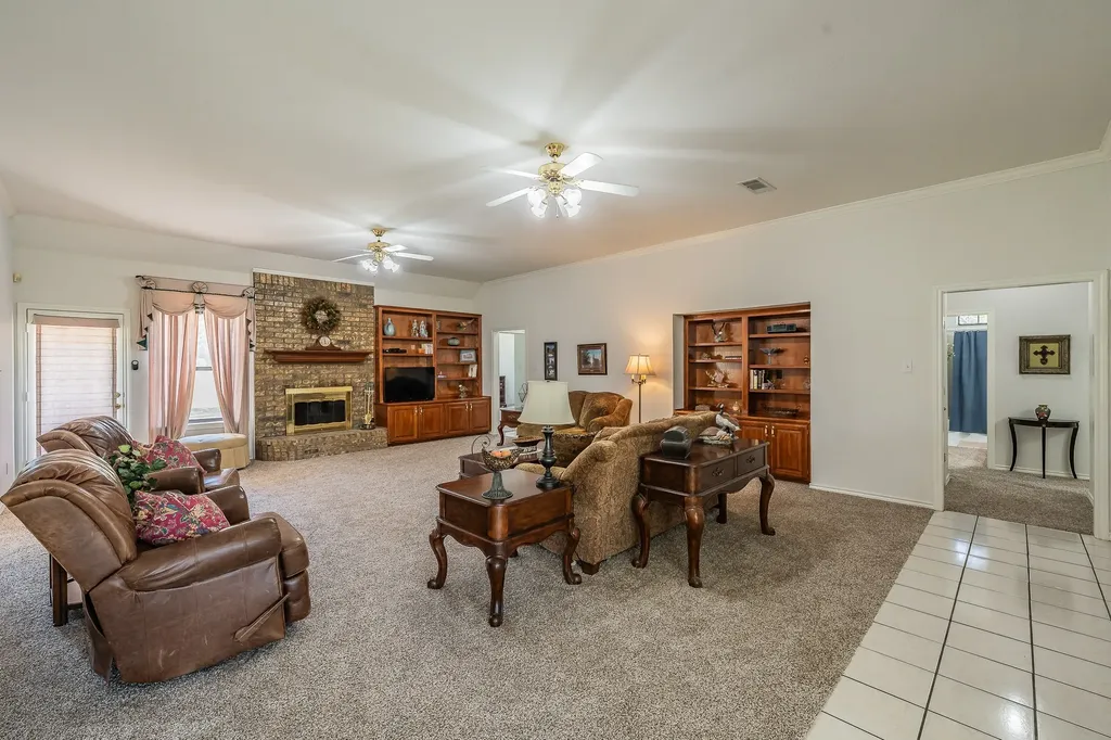 2305 Floyd Hampton Road Crowley TX 76036