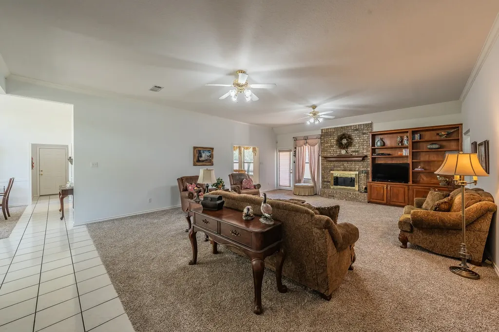 2305 Floyd Hampton Road Crowley TX 76036