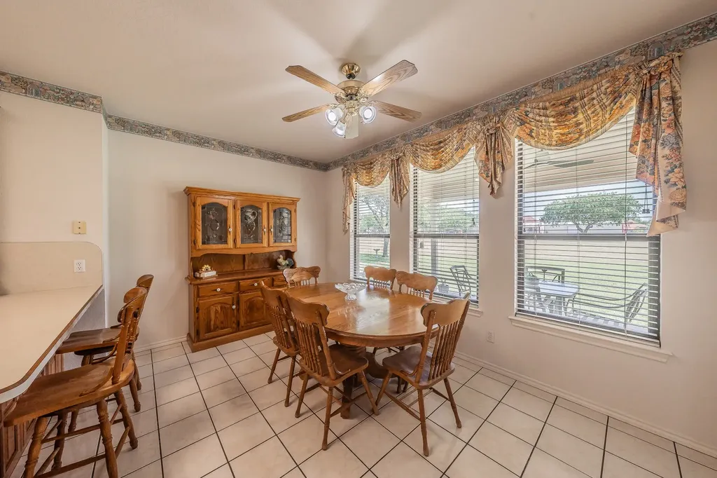 2305 Floyd Hampton Road Crowley TX 76036
