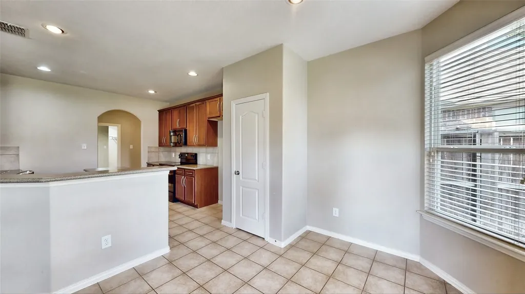 413 Perkins Drive Lantana TX 76226