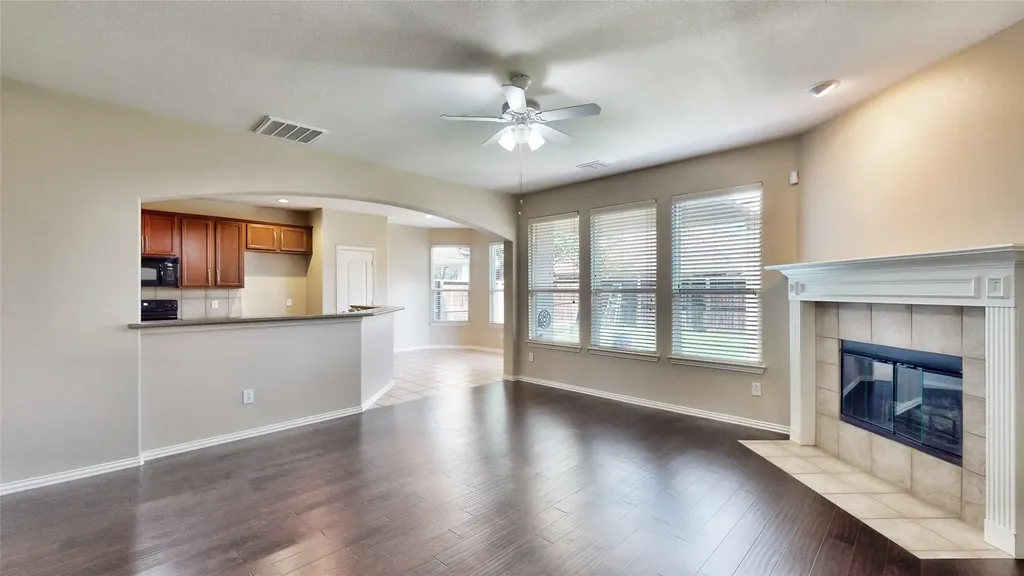 413 Perkins Drive Lantana TX 76226
