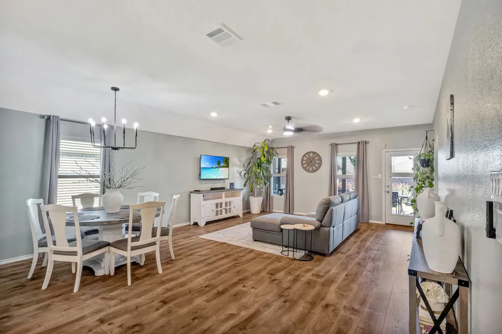739 Meadow Creek Lane Josephine TX 75189