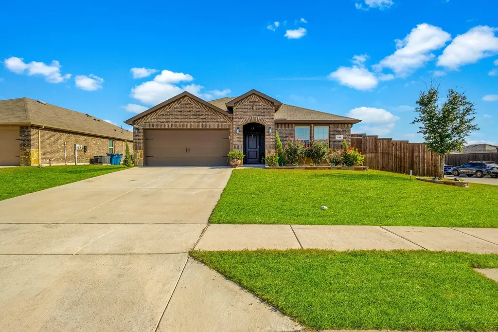 739 Meadow Creek Lane Josephine TX 75189