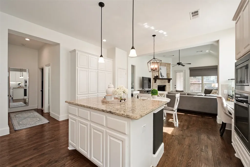 9317 Kaitlyn Court Lantana TX 76226