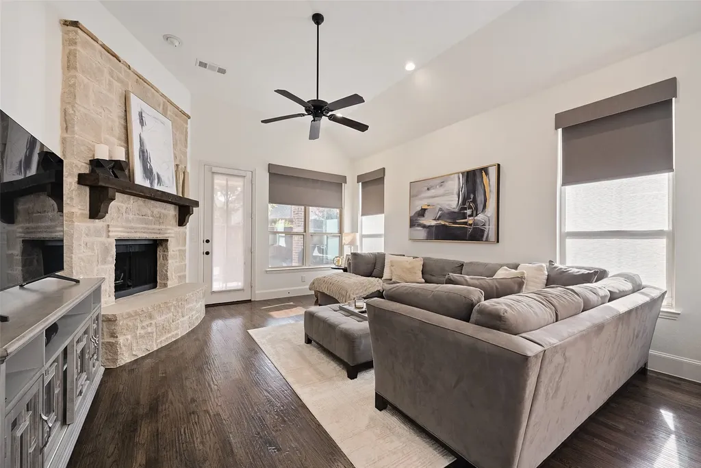 9317 Kaitlyn Court Lantana TX 76226