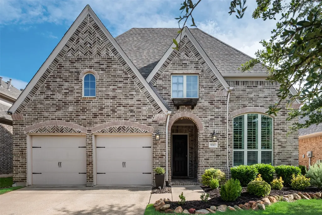 9317 Kaitlyn Court Lantana TX 76226