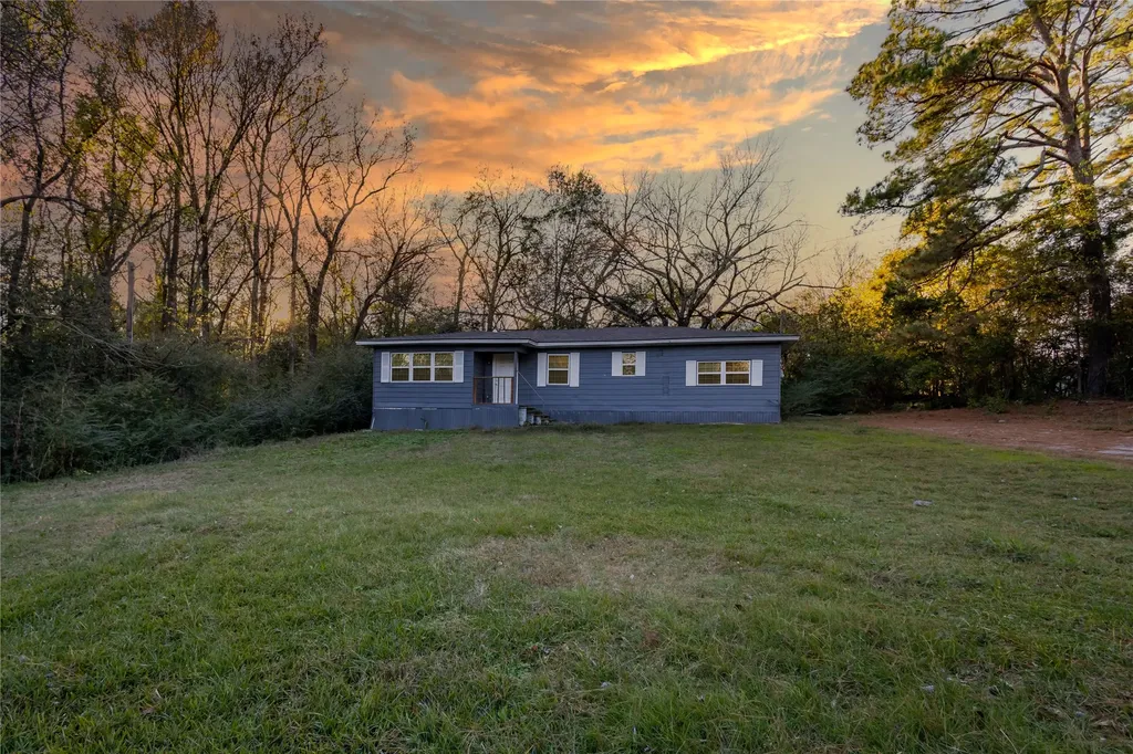 422 S Stone Street Mineola TX 75773