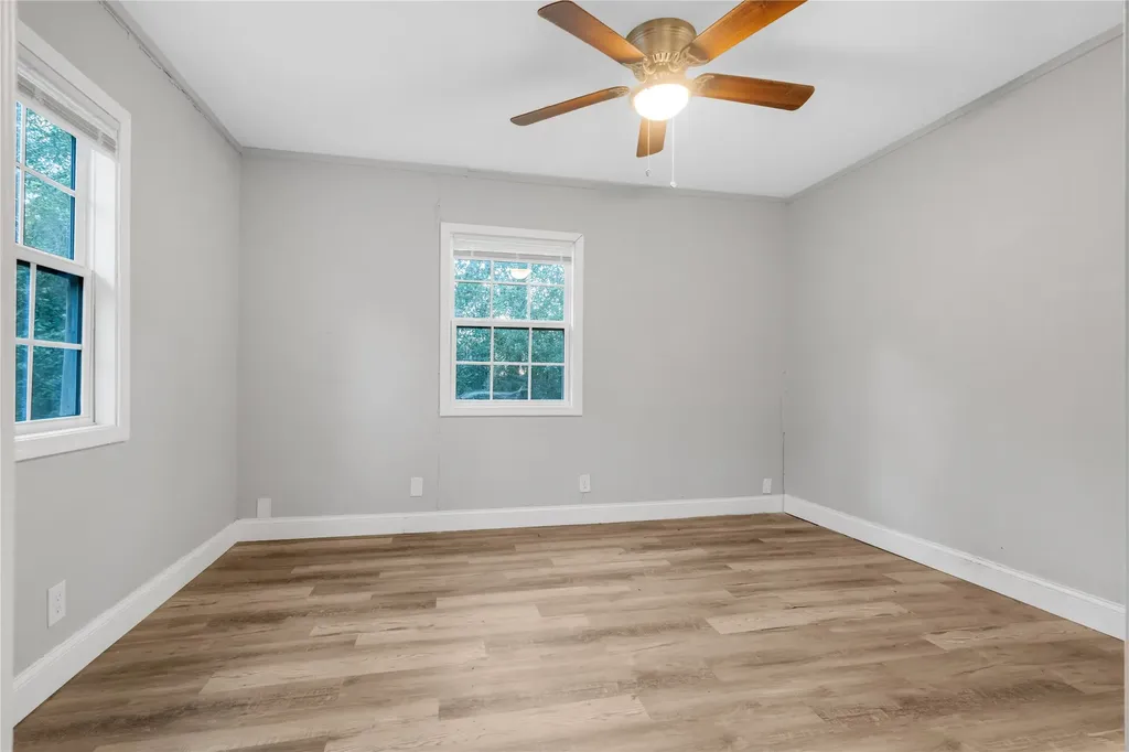 422 S Stone Street Mineola TX 75773