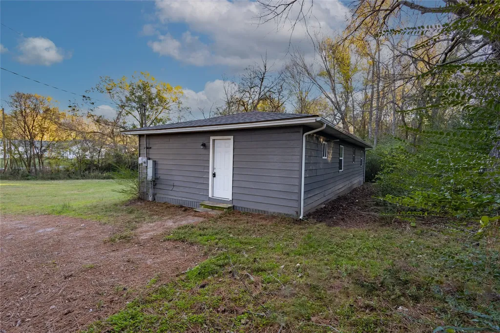 422 S Stone Street Mineola TX 75773