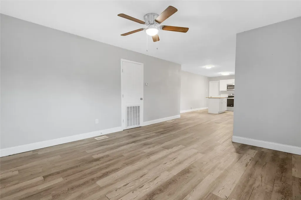 422 S Stone Street Mineola TX 75773