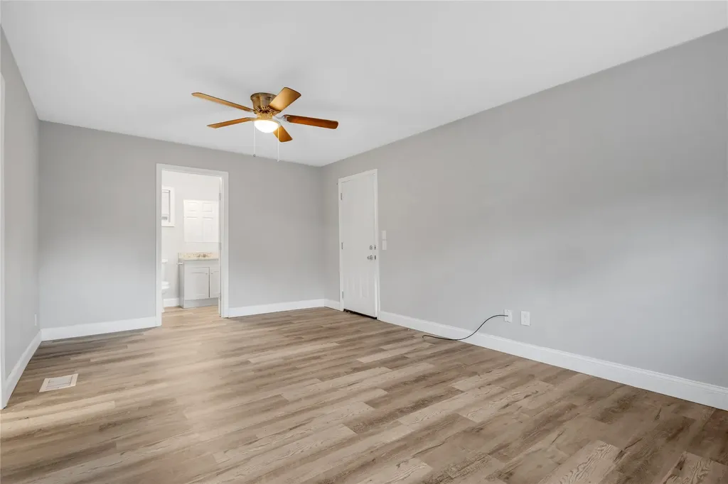 422 S Stone Street Mineola TX 75773