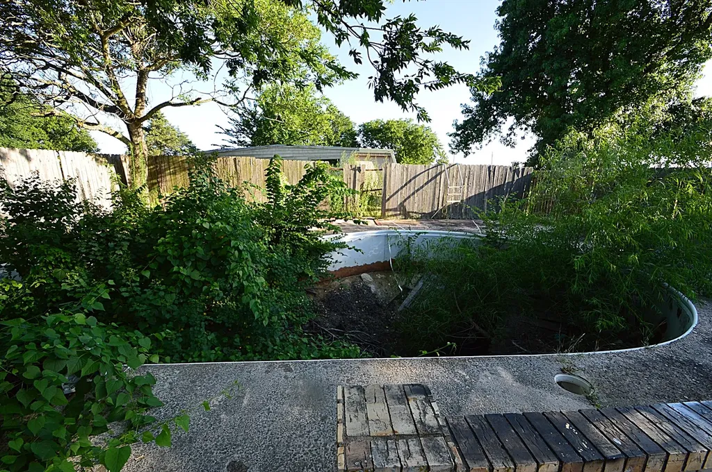 4571 County Road 3521 Greenville TX 75402