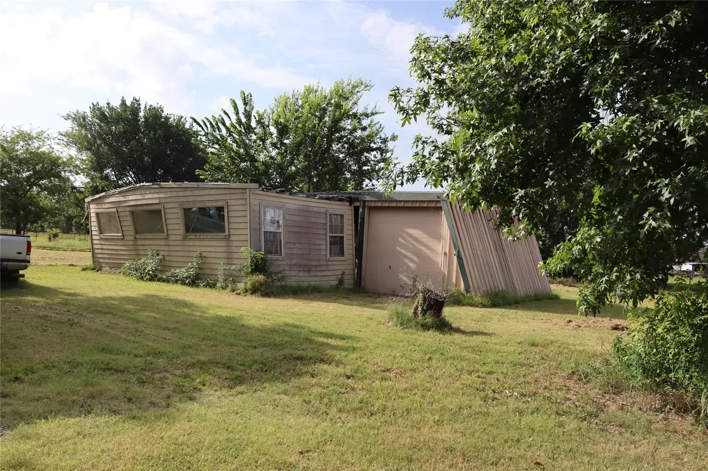4571 County Road 3521 Greenville TX 75402