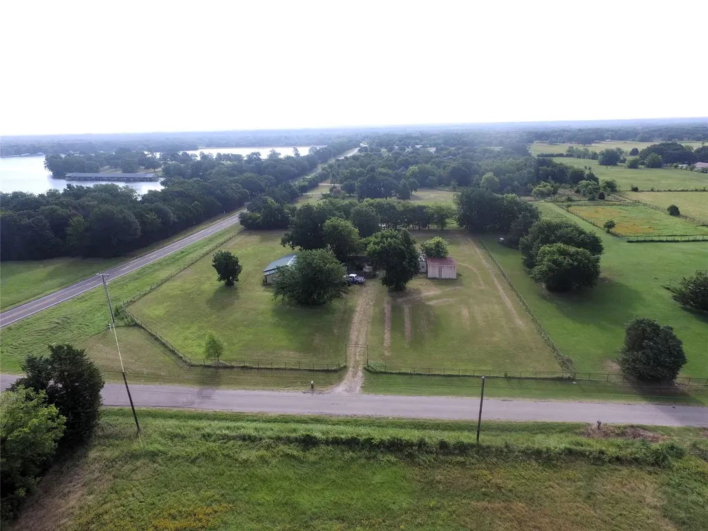4571 County Road 3521 Greenville TX 75402