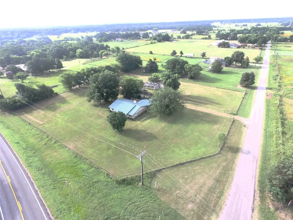 4571 County Road 3521 Greenville TX 75402