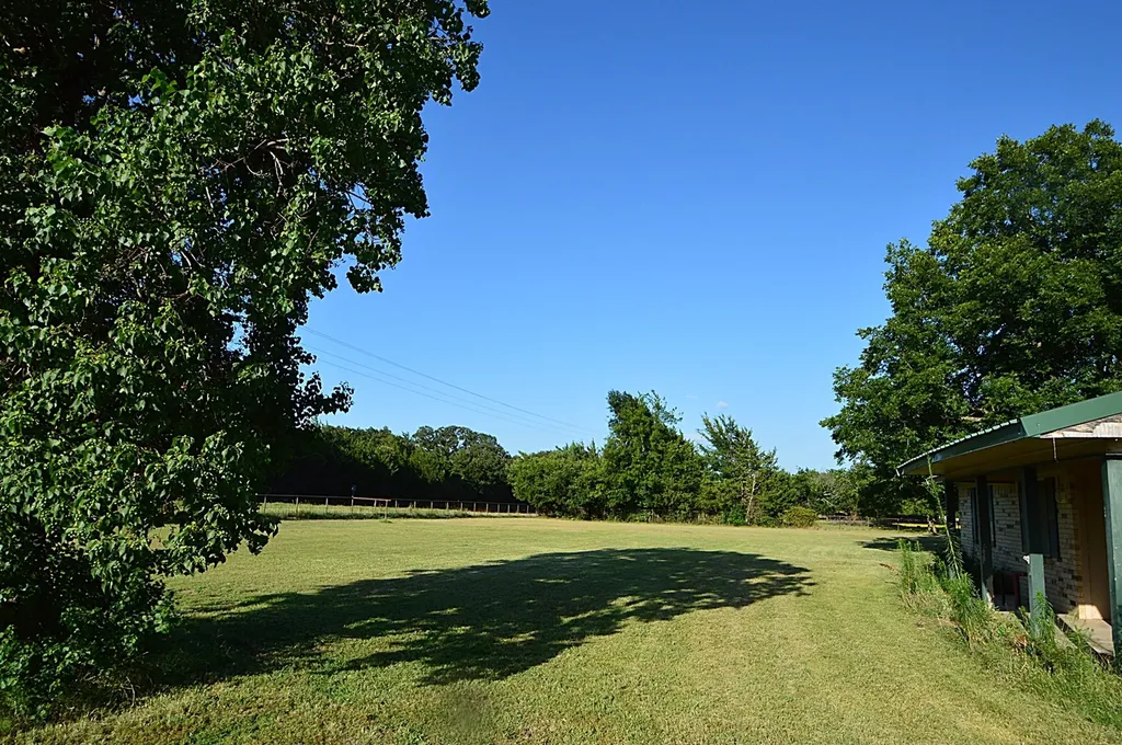 4571 County Road 3521 Greenville TX 75402